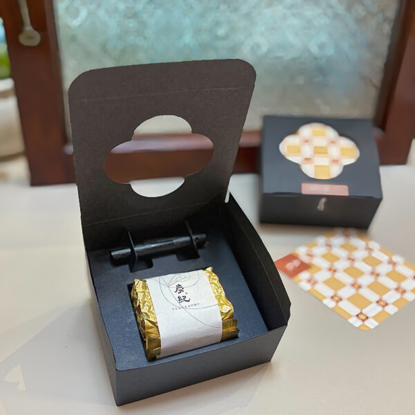 歲月禮盒~金萱烏龍茶50克+桂花烏龍茶3克*7包